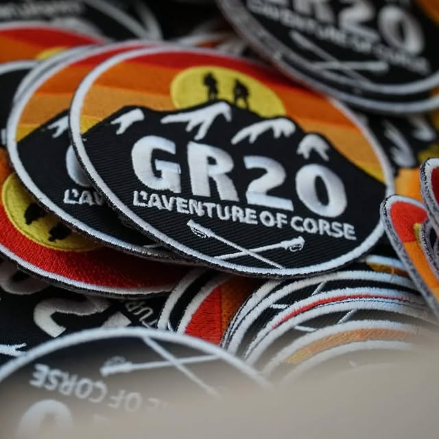 Les nouveaux écussons #GR20 sont arrivés ! Brodés en France, dos thermocollant p