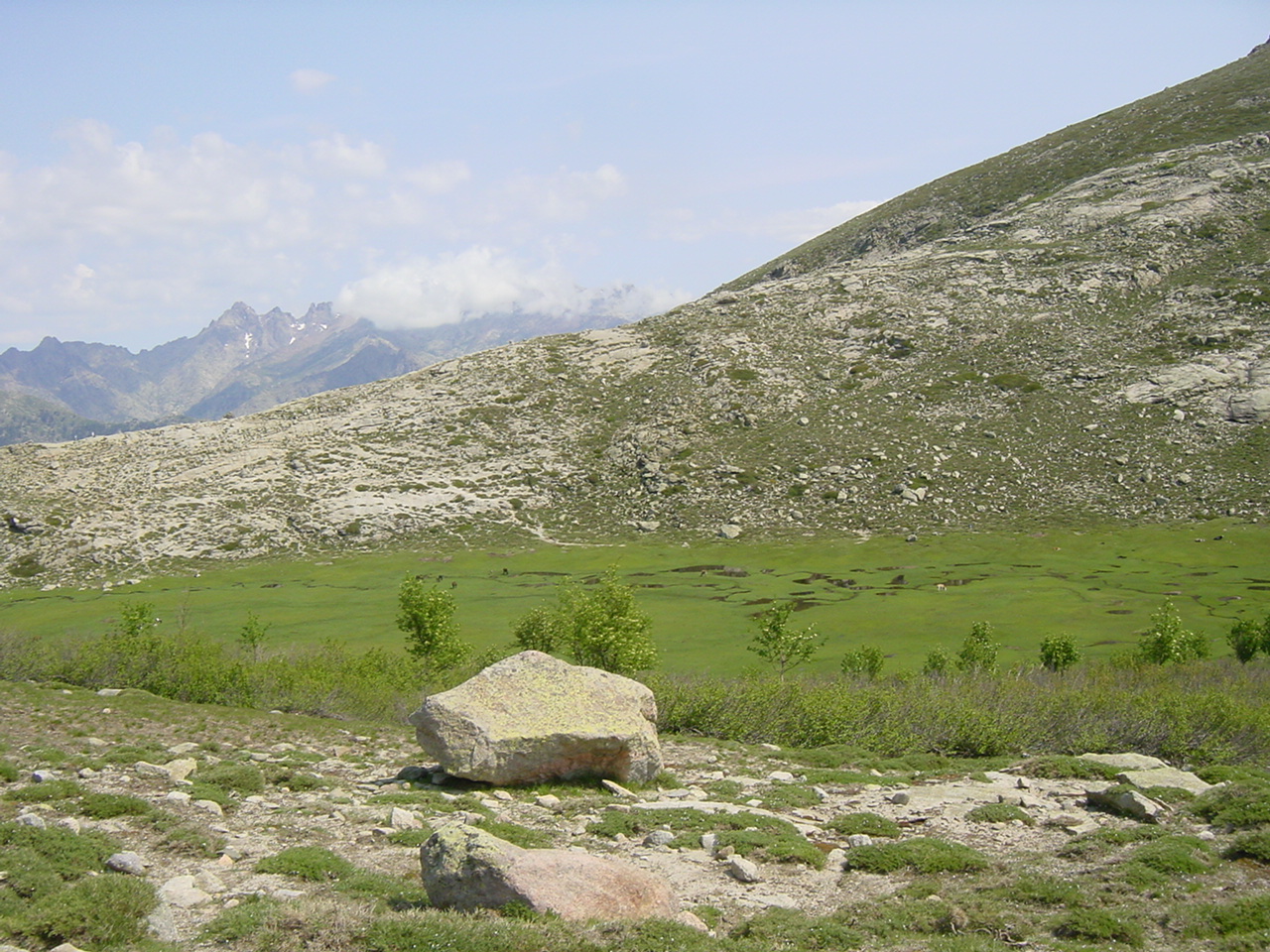 Lac de Nino et pozzines, plateau GR20